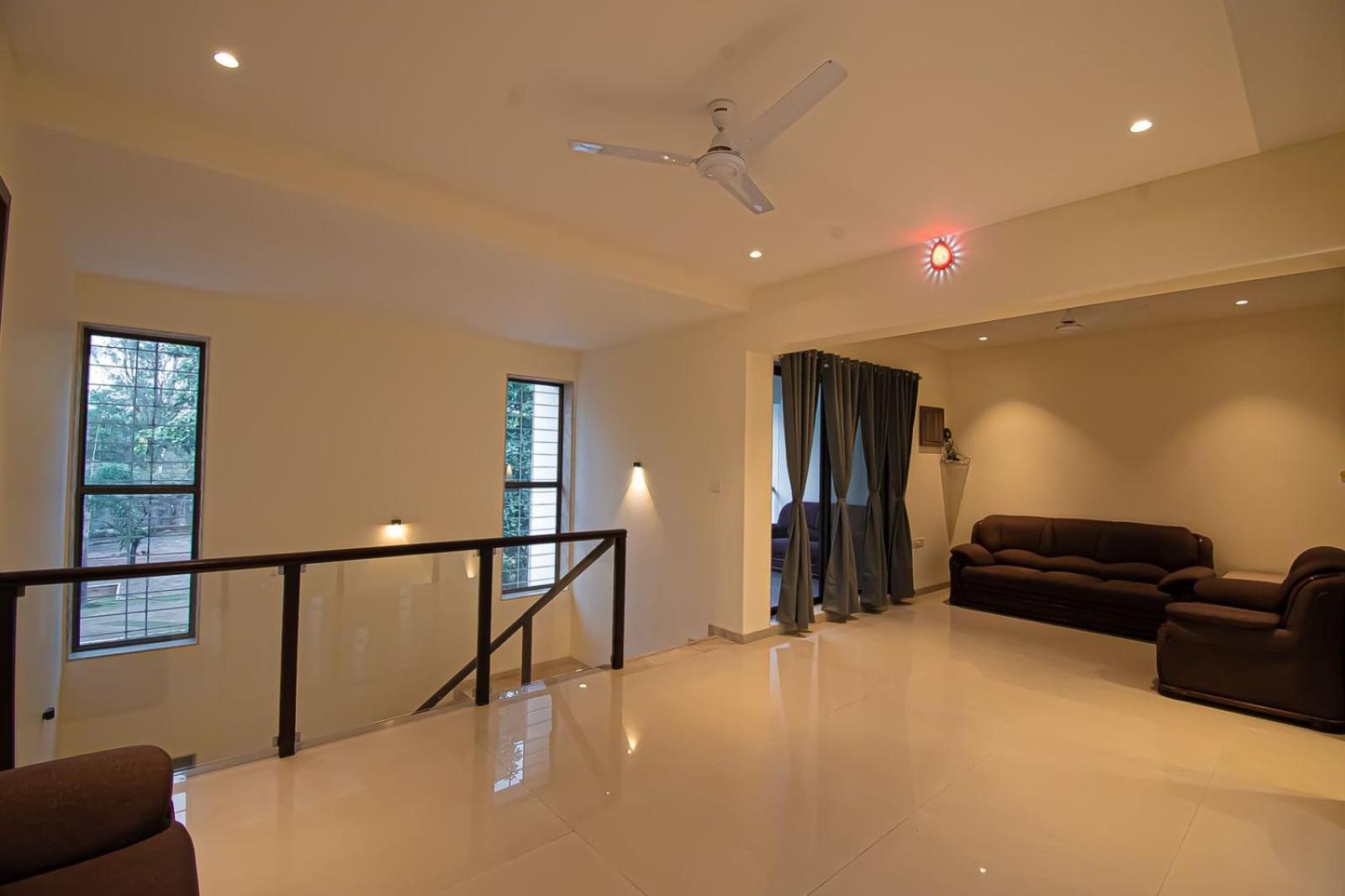 Mizzle Exotica Lonavala Apartman Kültér fotó