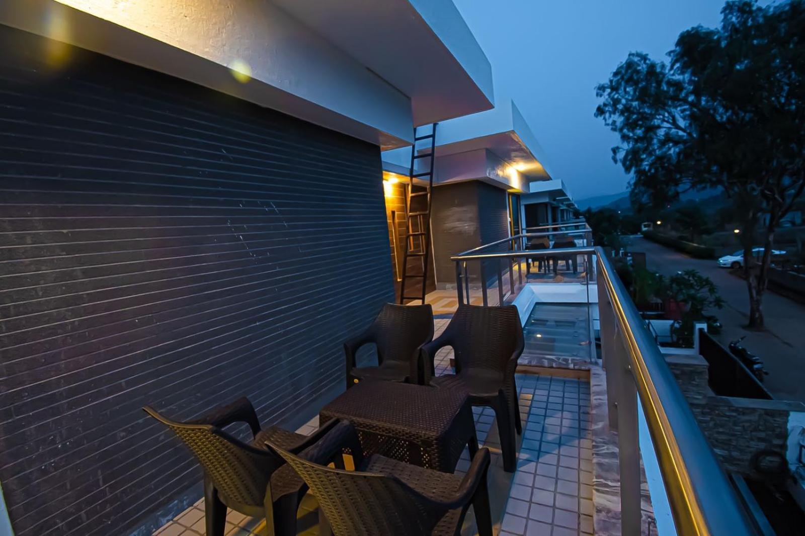 Mizzle Exotica Lonavala Apartman Kültér fotó