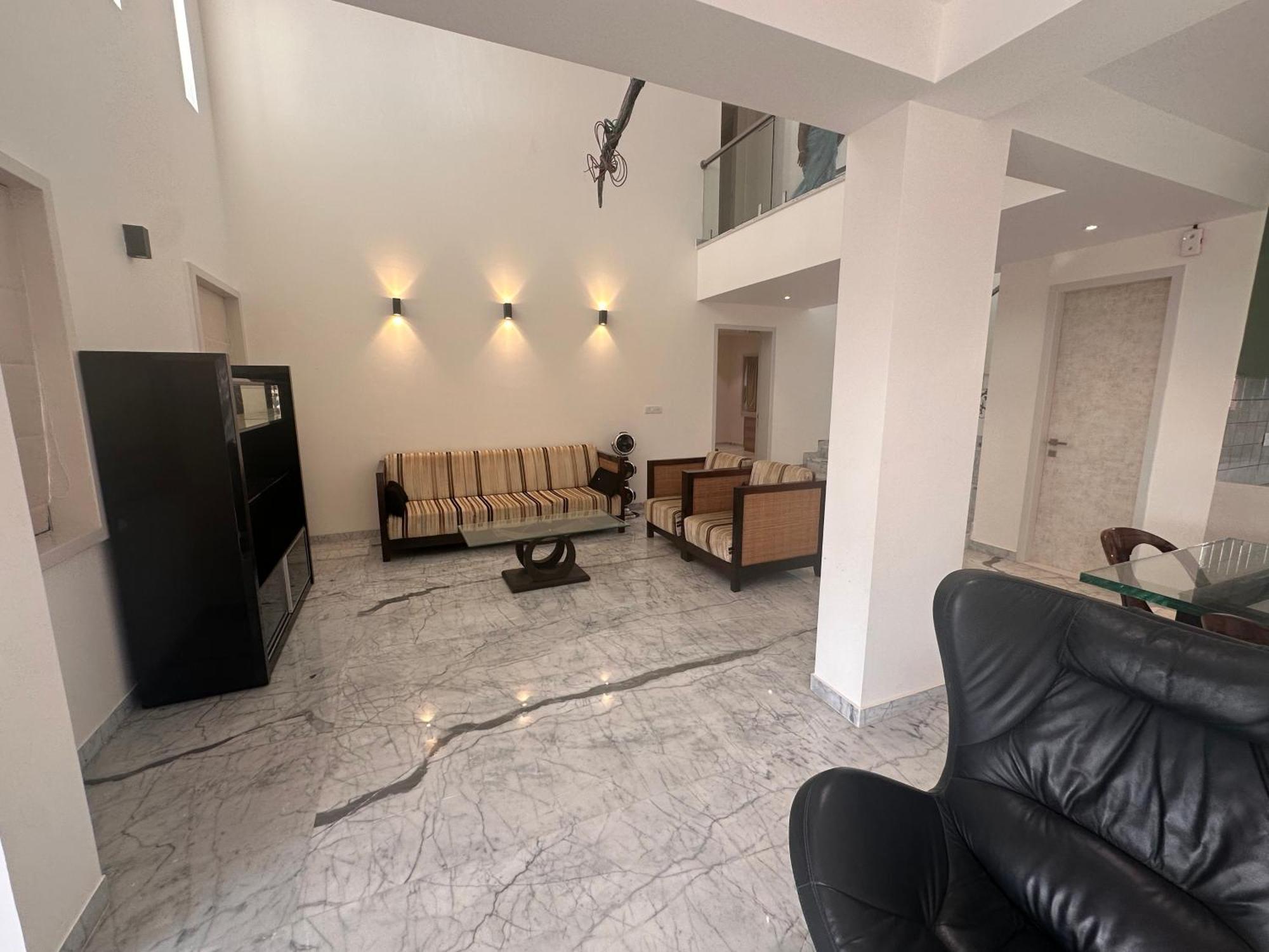 Mizzle Exotica Lonavala Apartman Kültér fotó