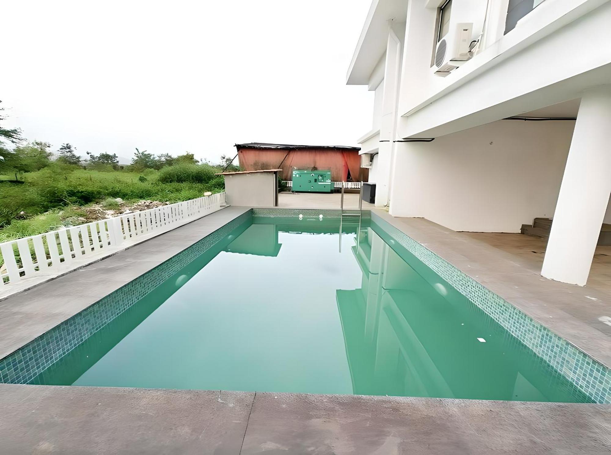 Mizzle Exotica Lonavala Apartman Kültér fotó