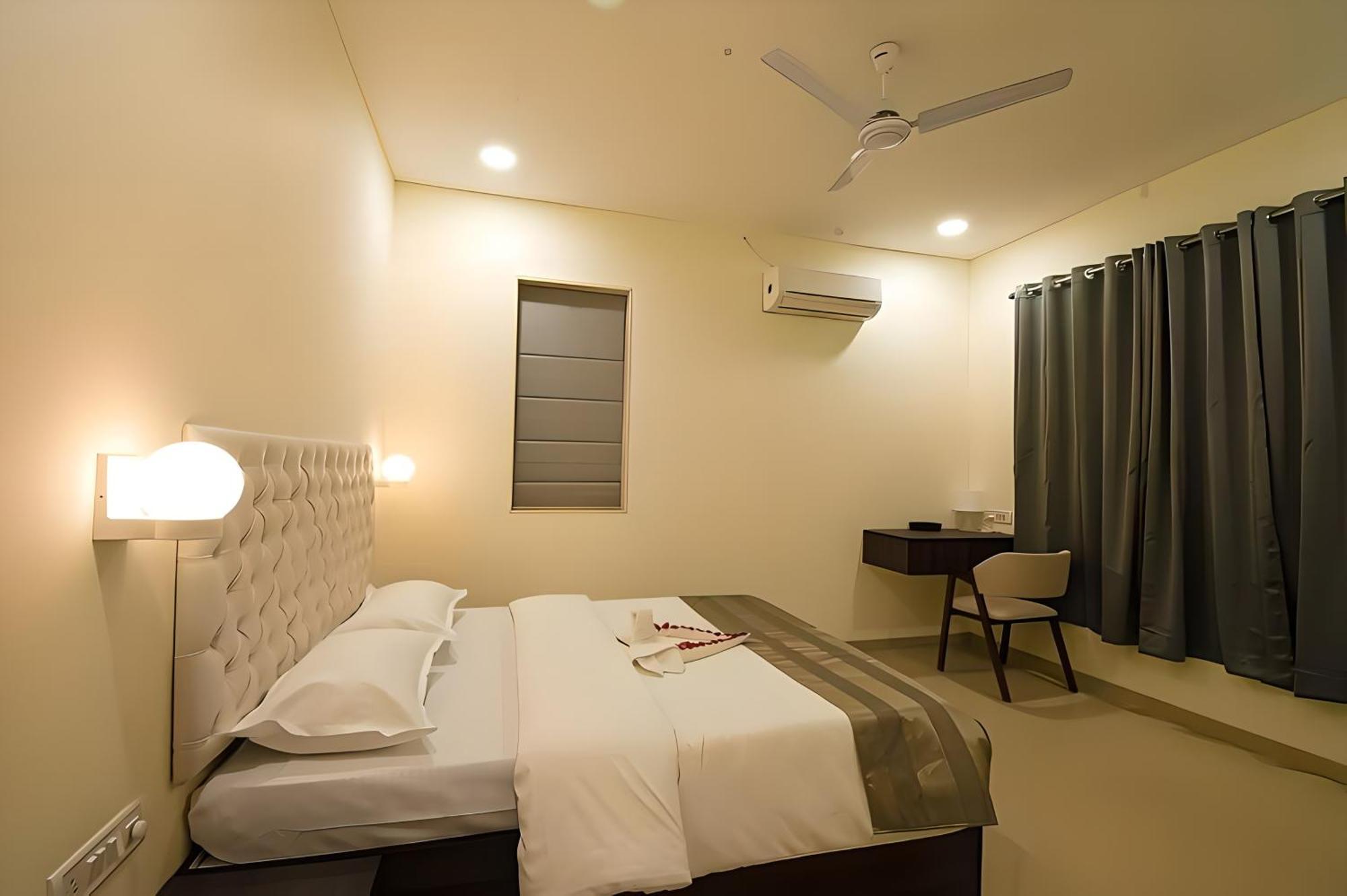 Mizzle Exotica Lonavala Apartman Kültér fotó